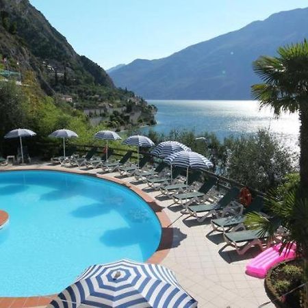 Hotel Augusta Garnì Limone sul Garda Esterno foto