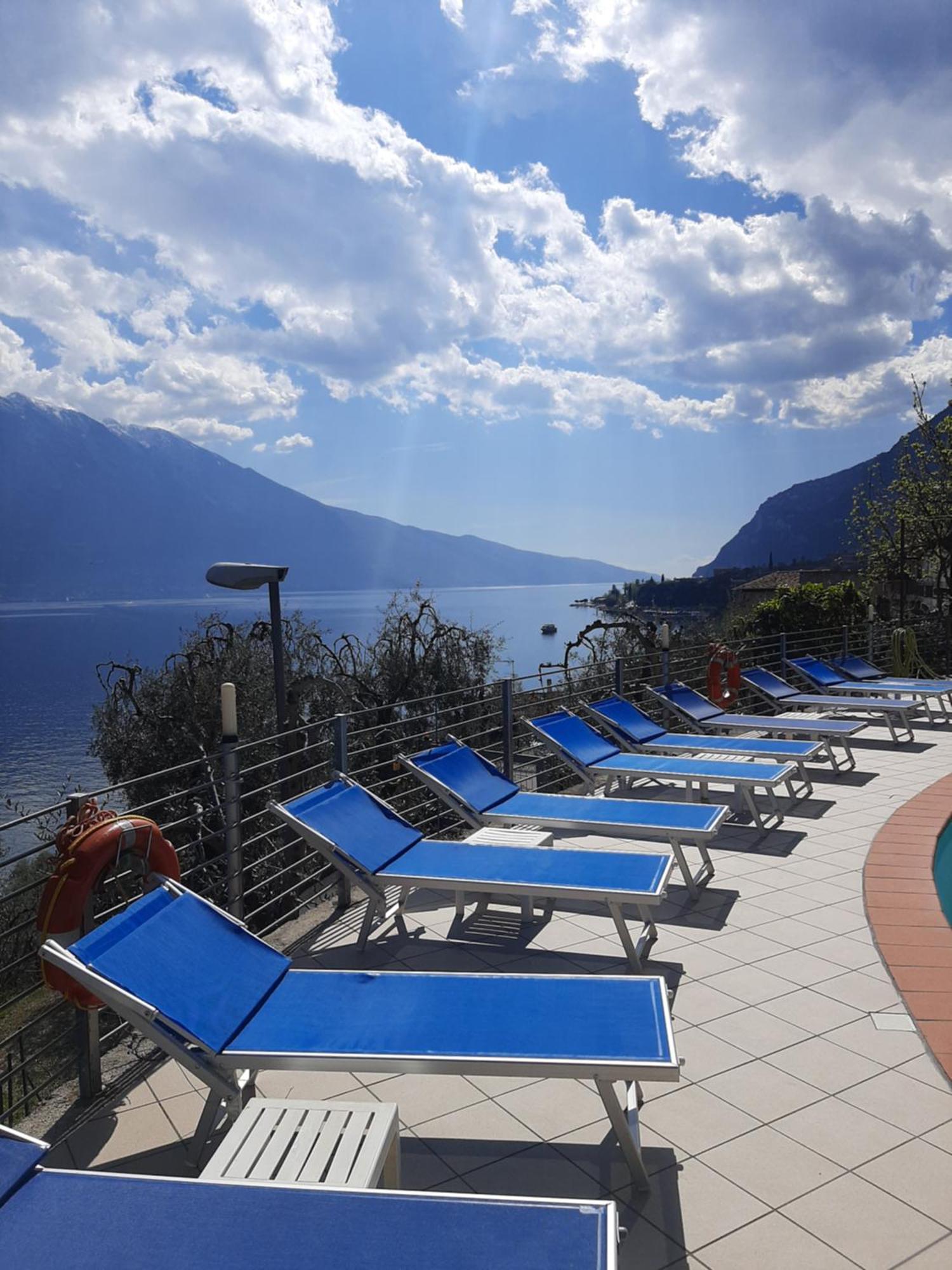 Hotel Augusta Garnì Limone sul Garda Esterno foto