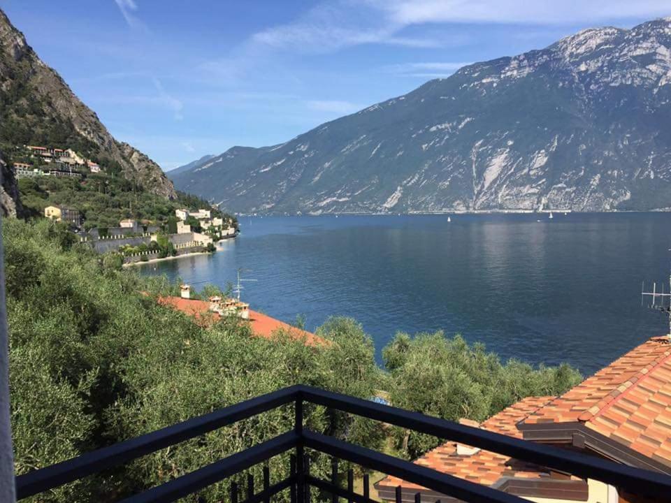 Hotel Augusta Garnì Limone sul Garda Esterno foto