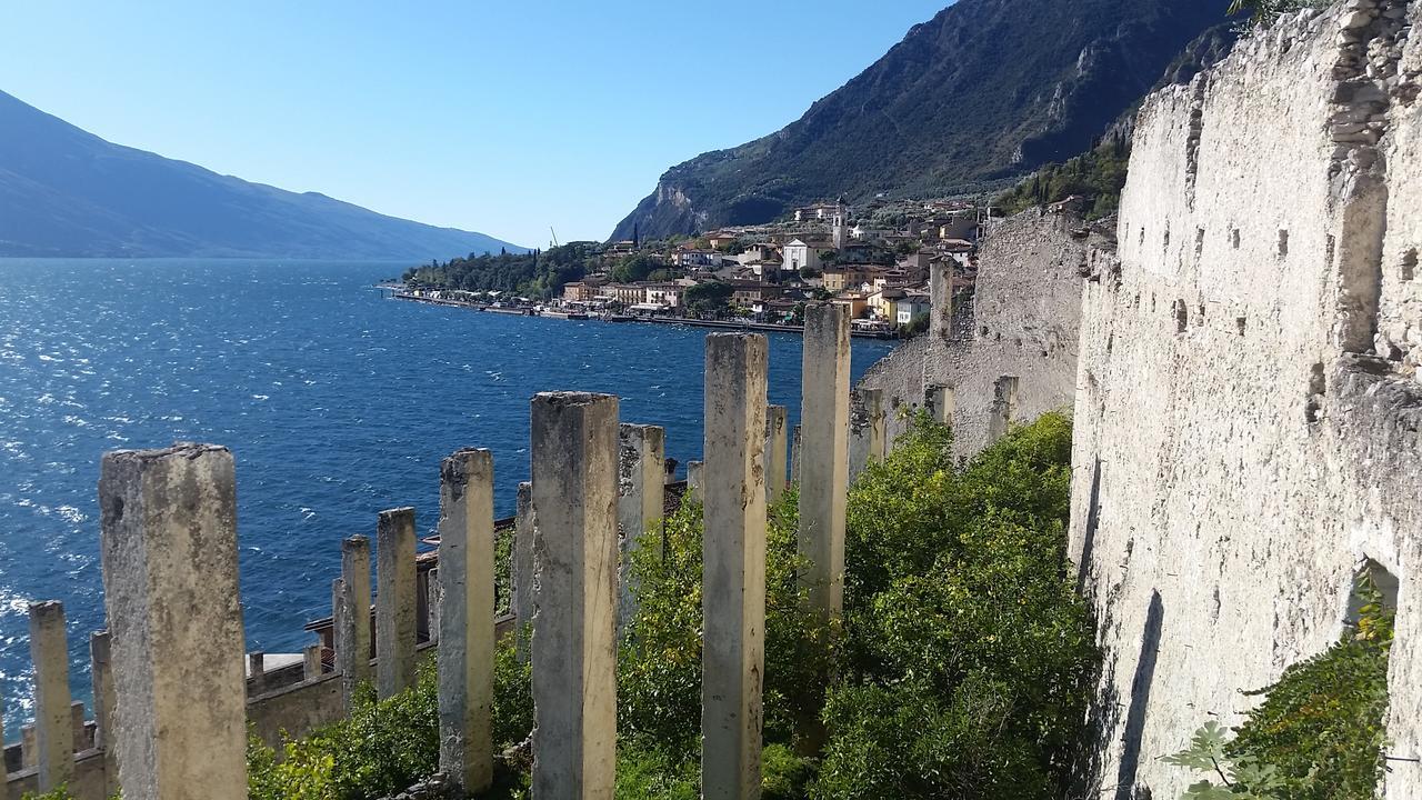 Hotel Augusta Garnì Limone sul Garda Esterno foto